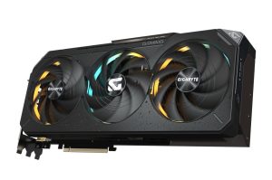 کارت گرافیک 32 گیگابایت گیمینگ با نورپردازی RGB